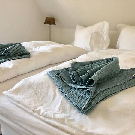 Reetdachhaus Seasons Mit Kamin & Sauna Groß Schwansee エクステリア 写真